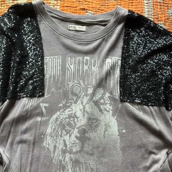 We The Free City Sparkle Tee - Picture 5 of 8